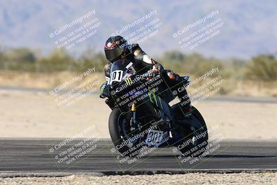 media/Dec-06-2025-CVMA (Sat) [[4a896cc04c]]/Race 4-Formula Middleweight/